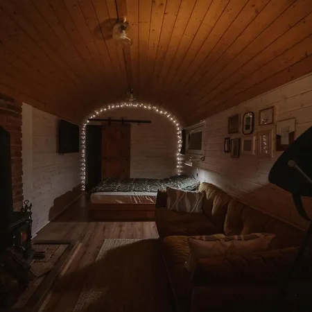 Kisvacok Tiny House *