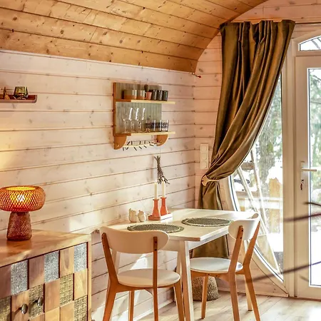Casa de Férias Kisvacok Tiny House *