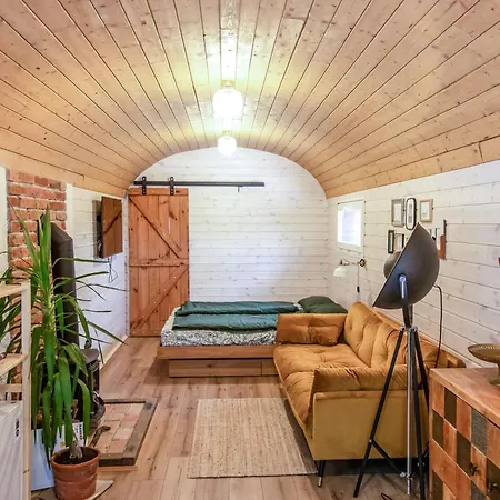 Casa de Férias Kisvacok Tiny House *